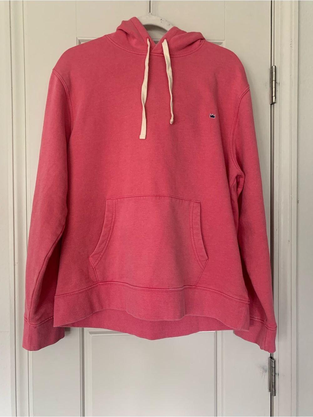 NWT Crown and Ivy Rose Cream Hoodie Size L Preppy